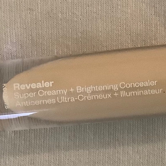 Kosas Concealer  2 W - Picture 4 of 4